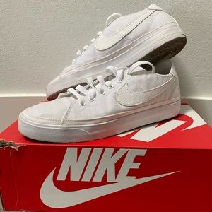 Nike Court Legacy Canvas